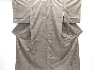 未使用品　花模様織出し本場泥大島紬着物（5マルキ）